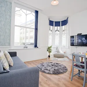 Digby - Prime Town Centre Location - Close To The Beach! Bournemouth