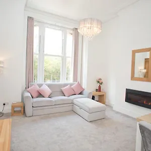 Chine - Beautiful Location Next To The Bournemouth